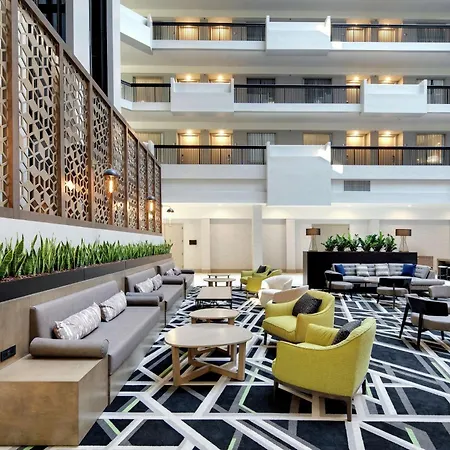 Embassy Suites By Hilton Atlanta Perimeter Center-3