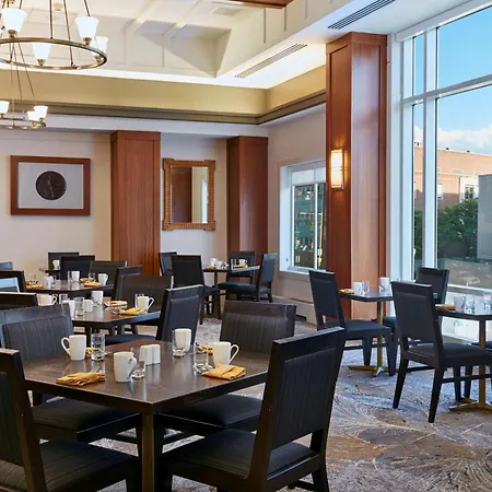 The Inn At Penn, A Hilton Hotel-2