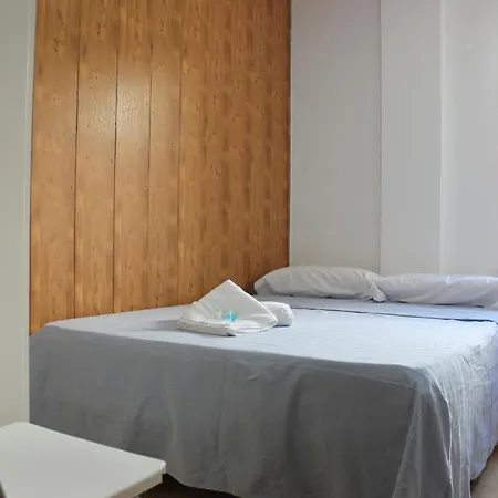 Hostal Amantes De Teruel-3
