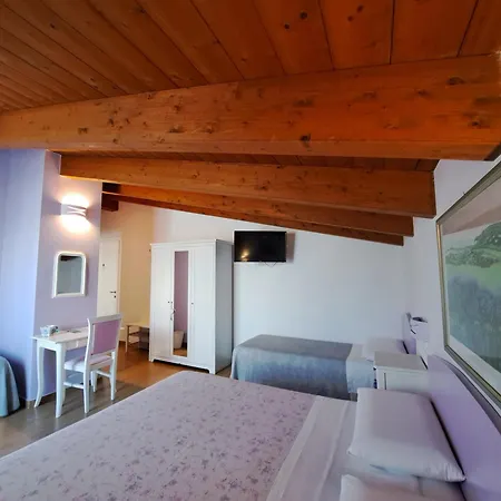 B&B Carlotta-3