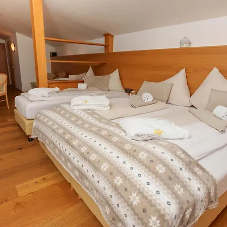 Hotel Künstleralm-2