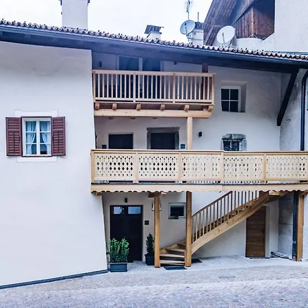 Amplatz 1523 - B&B And Suites-2