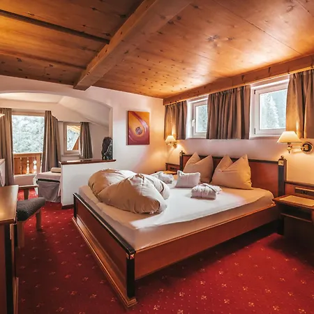Hotel Kristall - Adults Only-3