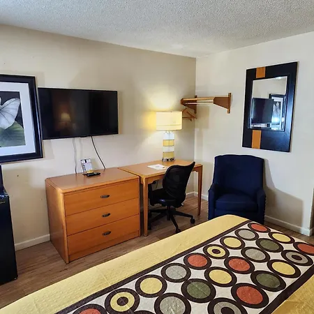 Westspring Inn - Westlake Cleveland-2