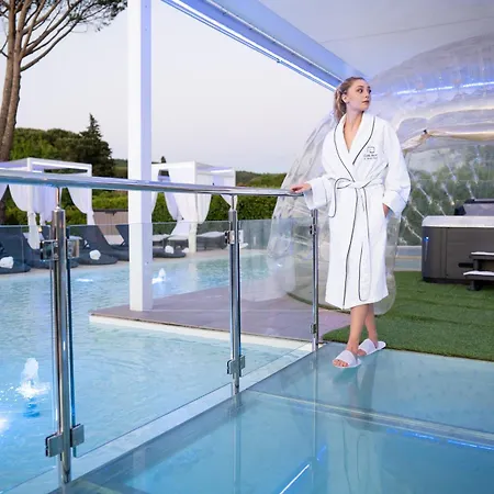 Iconic Wellness Resort & Spa-3