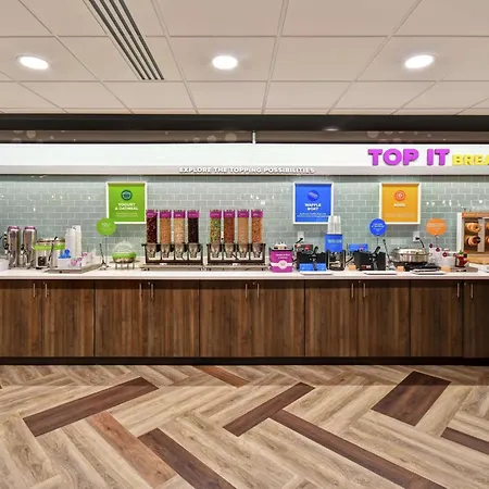 Tru By Hilton Fort Wayne-2