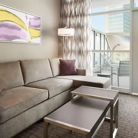 Embassy Suites By Hilton Charlotte Uptown-3