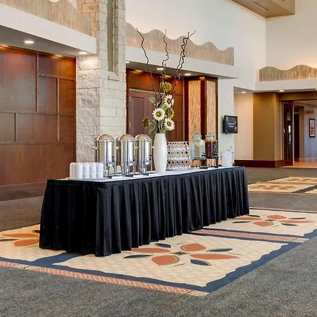 Hilton Garden Inn Manhattan Kansas-2