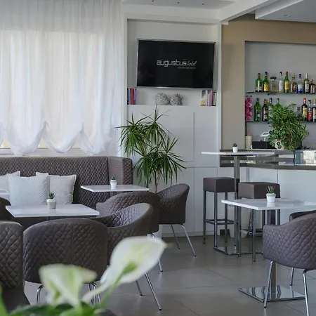 Hotel Augustus- Direttamente sul mare-3