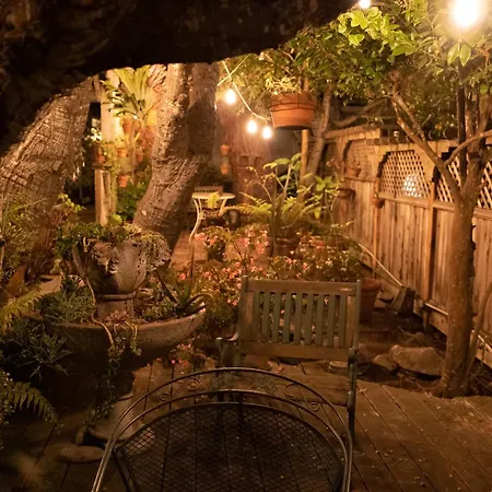 Carmel Garden Inn-3