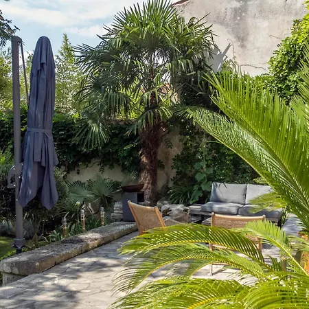 Escale Rochelaise B&B, SPA bain nordique et sauna tonneau-3