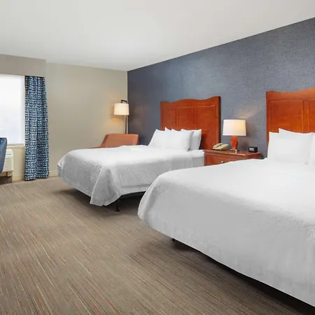 Hampton Inn Medford-3
