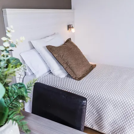 Hotel Planas-2