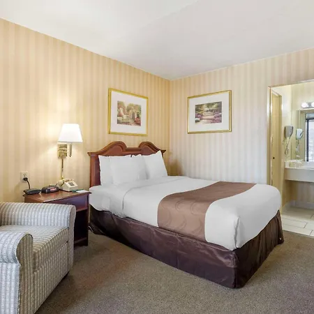 Quality Inn Vienna - Tysons Corner-3