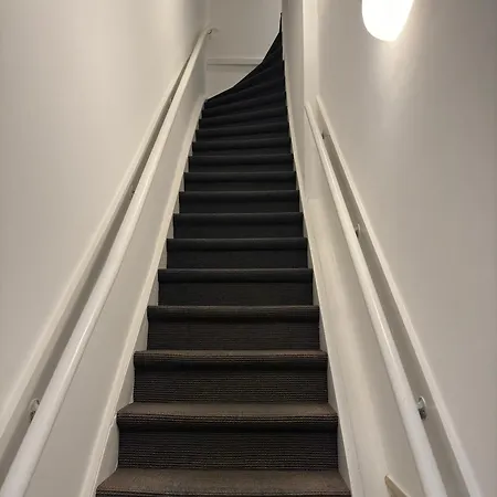 Nine Streets Inn-2