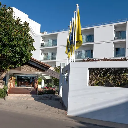 Hotel Capricho-3