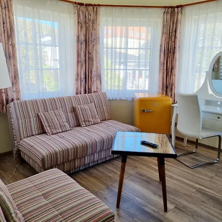 Hotel Waterkant-2