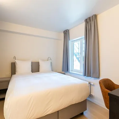 Lace Hotel-2