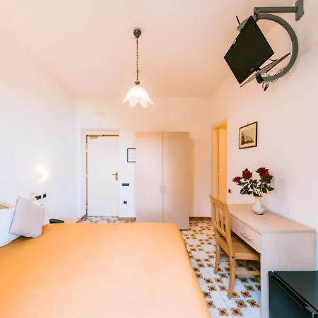 Hotel Villa Giuseppina-3