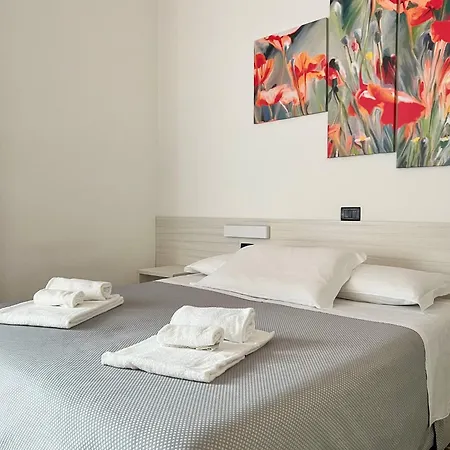 Hotel Ideal-2