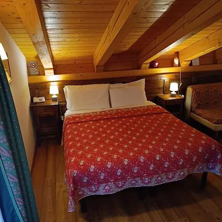 Hotel Lo Campagnar-2