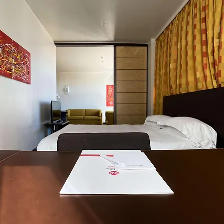 Best Western Plus Hotel Le Favaglie-2