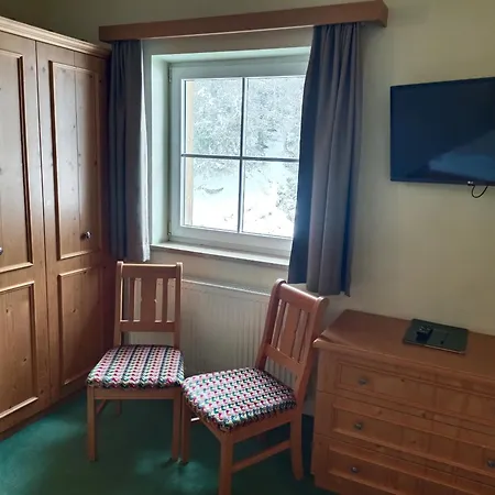 Hotel Gruenwaldkopf-3