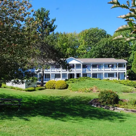 Cedar Crest Inn-3