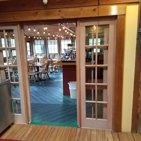 Cedar Crest Inn-2