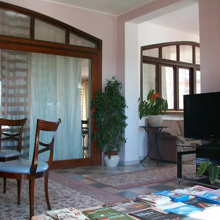 Residence Hotel La Commenda-3