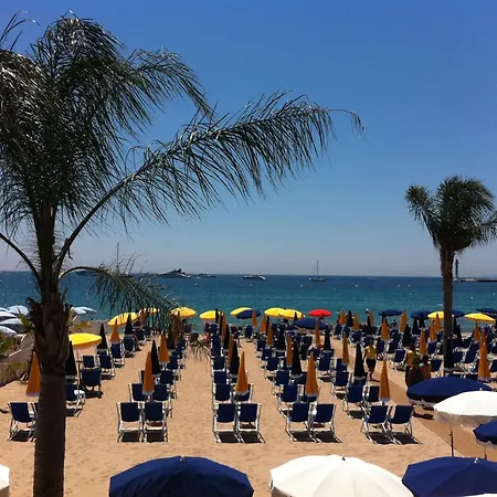 Azurene Royal Hotel-2