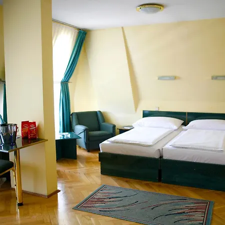 Hotel Bara Budapest-2