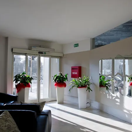 Key Hotel-3