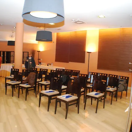 Hotel Mieres del Camino-2