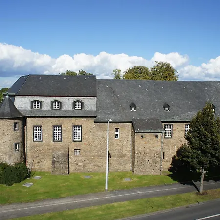 Hotel am Schloss Broich-2