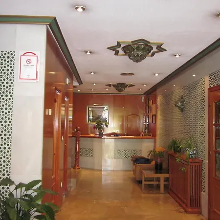 Hotel Elena María-2