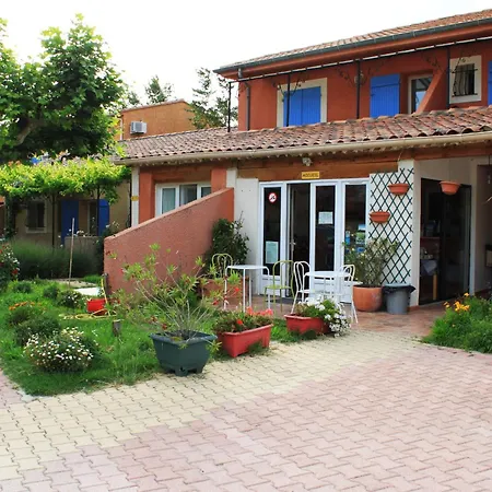Appart'Hotel Festival Sud Suites - Avignon TGV-2