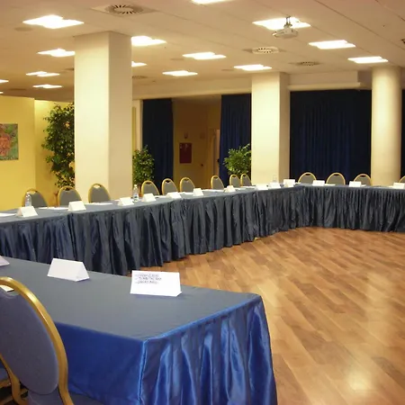 Hotel Sporting Trento-2