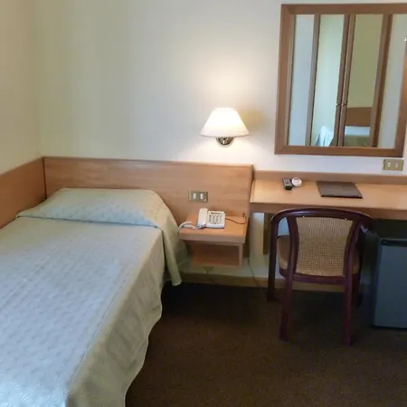 Hotel Plaza-3