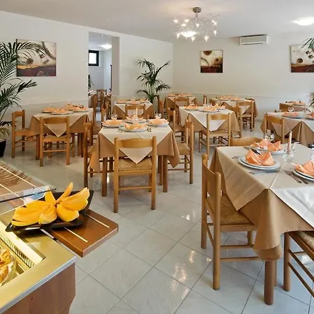 Hotel Roma-3