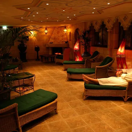 4-Sterne Burghotel Castillo Alcazar, Europa-Park Erlebnis-Resort-3
