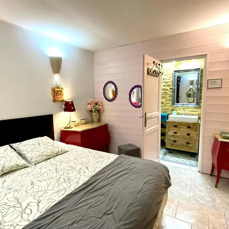La Clef des Songes - chambres climatisées - Sarlat Centre - Parking gratuit - Piscine, Spa et massages à 400mètres-2