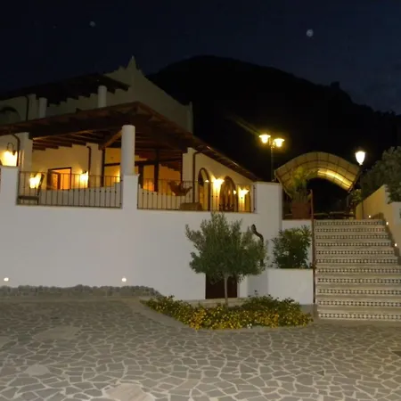 Hotel Borgo Eolie-3