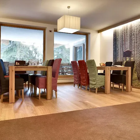 Color Home Suite Apartments-3