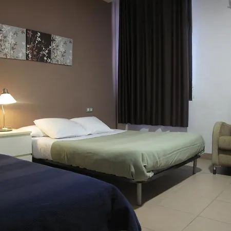 Hostal Lk Barcelona-3