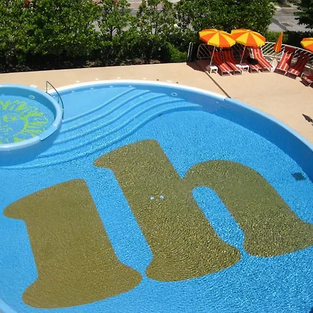 International Hotel-2