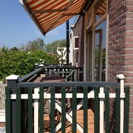 Guest House Aquarius-3