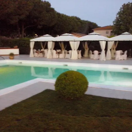 Hotel Velcamare-3