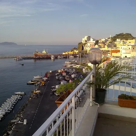Hotel La Baia-2