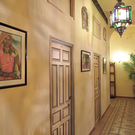 Hostal Horizonte Madrid Check-in on-line, Recepcion 14h-23h-2
